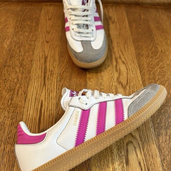 Adidas Kids; Grade School Samba OG Shoes US 4.5 YOUTH - Picture 3 of 7